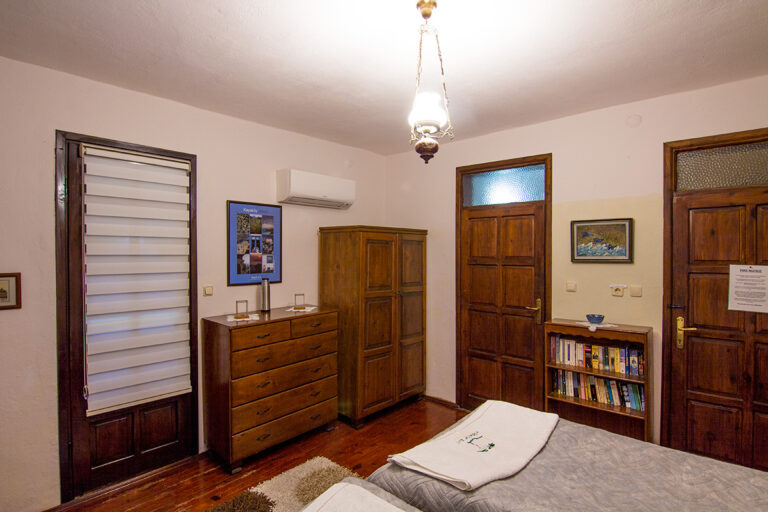 Standard Rooms with two single beds